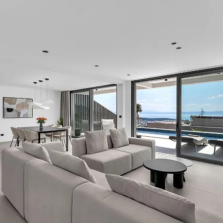 펜션 Ines 마카르스카