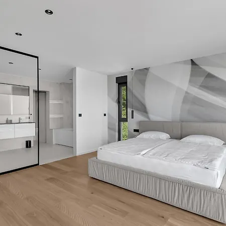 Ines Hébergement de vacances Makarska