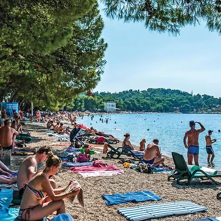 Ines Hébergement de vacances Makarska